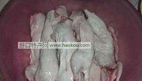 麣؂