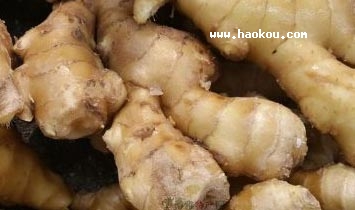 ţ