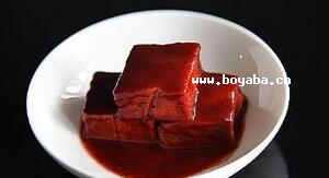 Ӣ